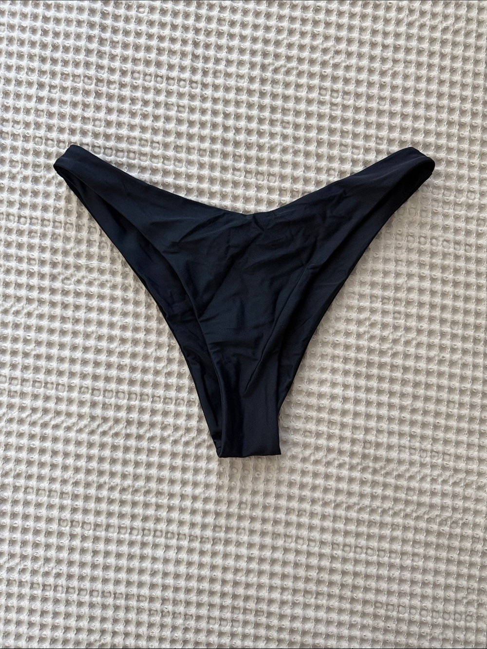 Black High-Cut Seamless Bikini Bottom